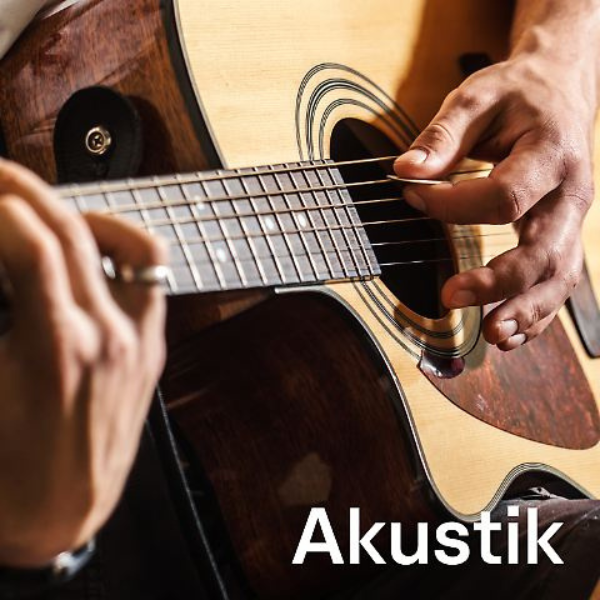 104.6 RTL - Akustik Logo