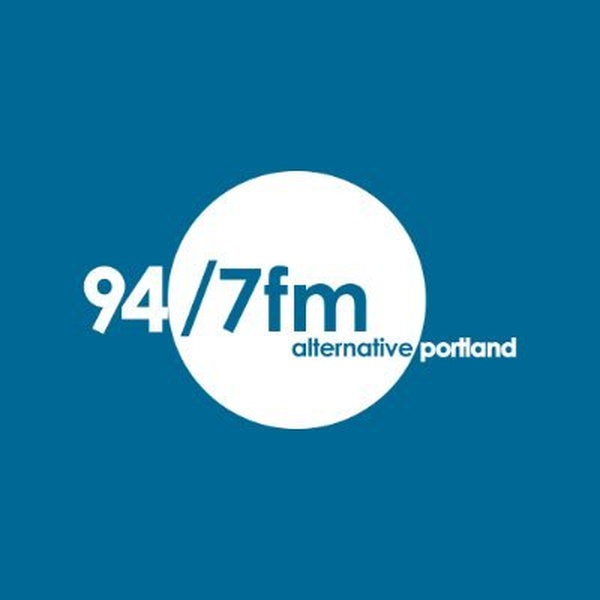 94/7 fm - KNRK Logo