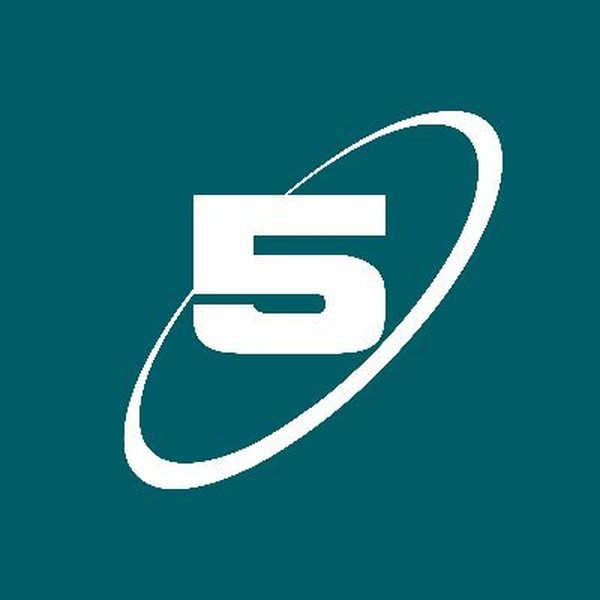 Brittany 5 Logo