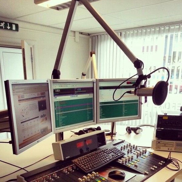 Huda Radio FM Logo