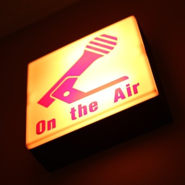 Live1045.com Logo