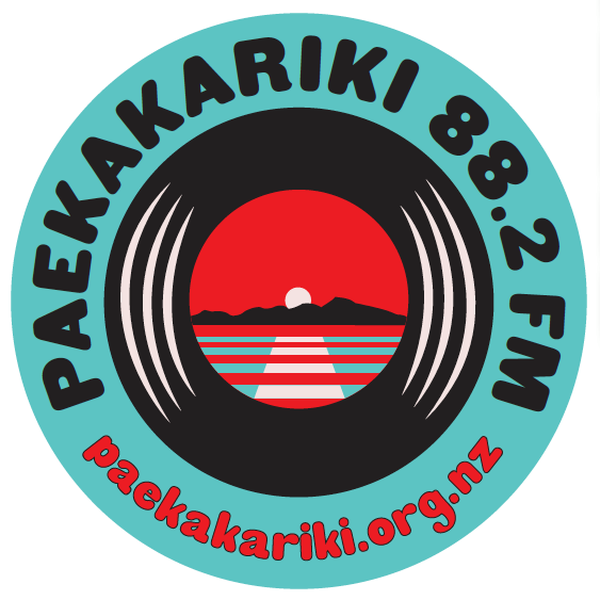 Paekākāriki 88.2FM Logo