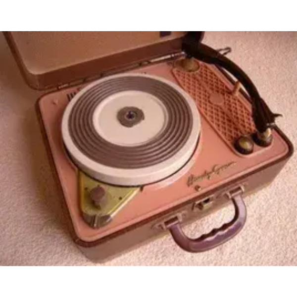 RadiOS Lounge Café Logo